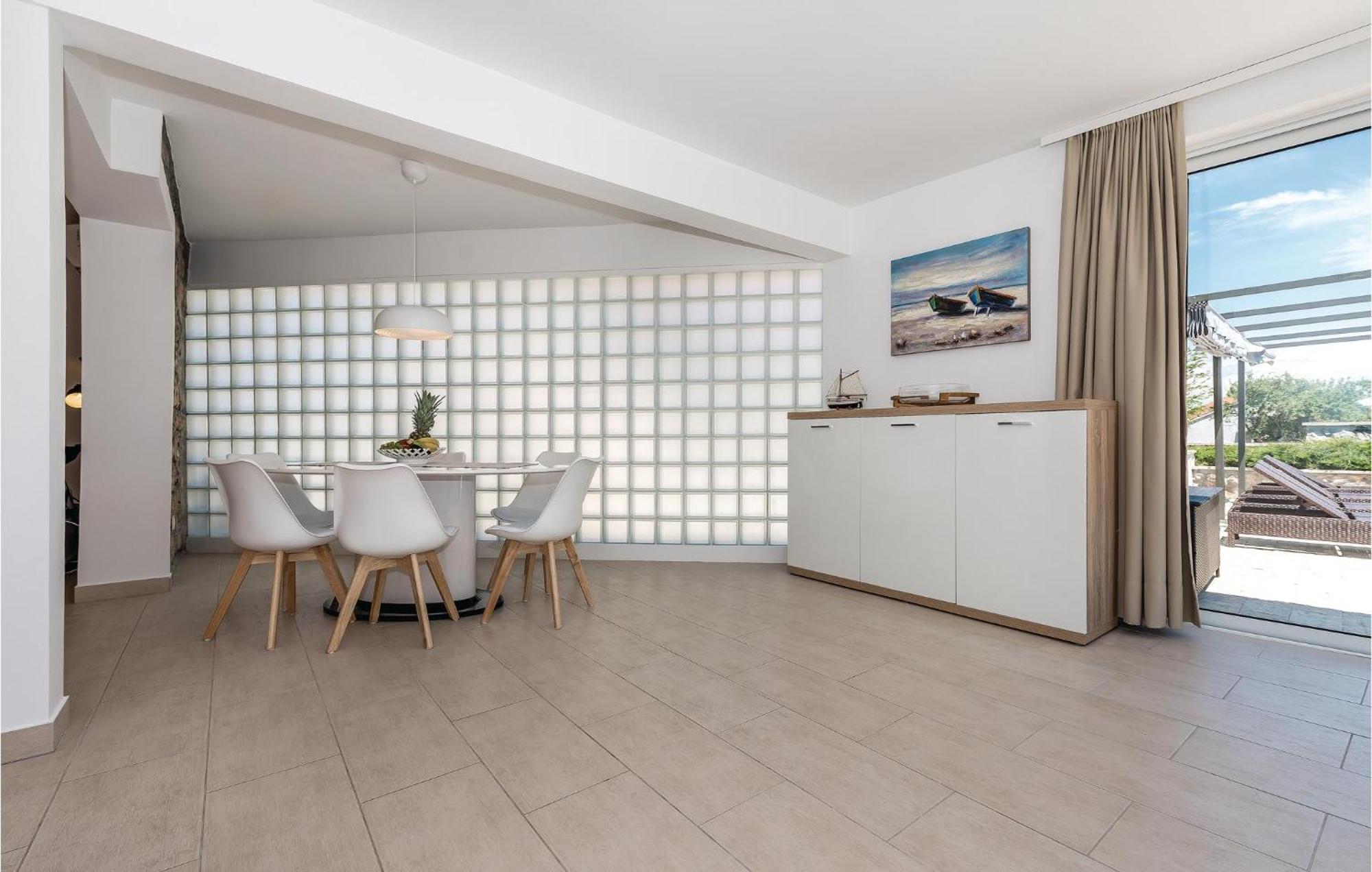 Stunning Home In Betina With Kitchen Esterno foto